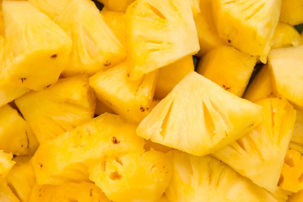 The Only Way You Should Cut up a Pineapple, According to Del Monte