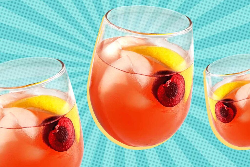 The 2-Ingredient Trader Joe’s Cocktail I’m Drinking All Month Long